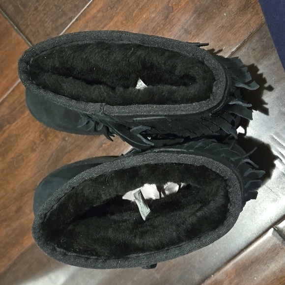 Koolaburra by Ugg Black Suede Boots with Suede Fringe Women's 8 - Picture 6 of 7